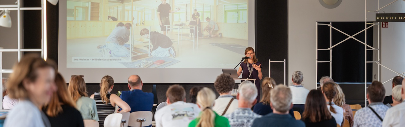 Bildbeschreibungstext